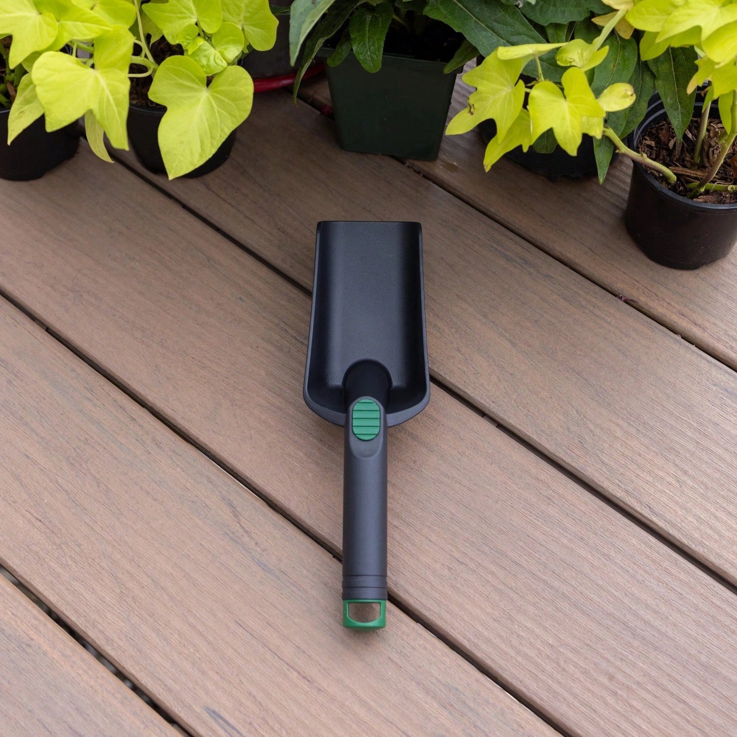 Soil Scoop With Deep Curved Blade For Easy Soil Transfer, Ergonomic Handle, Durable And Lightweight, Ideal For Planting And Potting, 24" Length