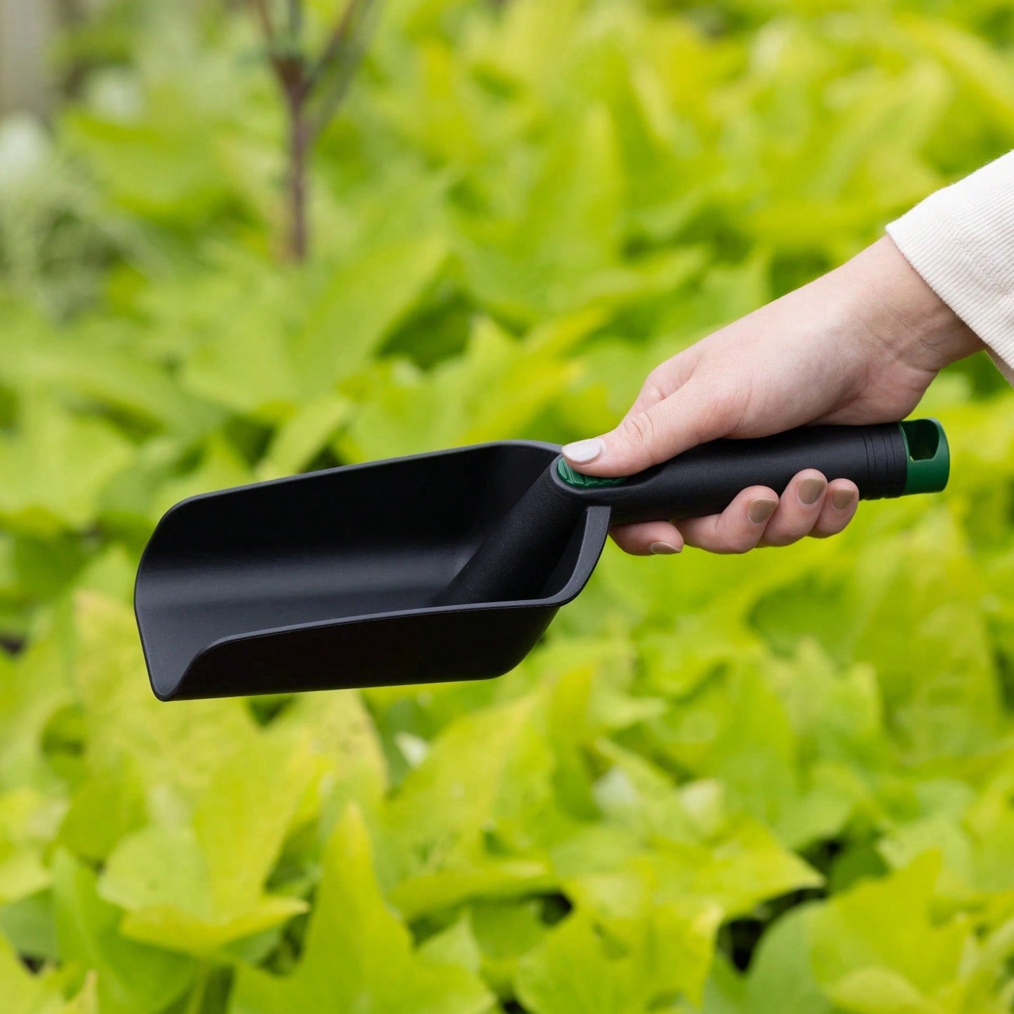 Soil Scoop With Deep Curved Blade For Easy Soil Transfer, Ergonomic Handle, Durable And Lightweight, Ideal For Planting And Potting, 24" Length